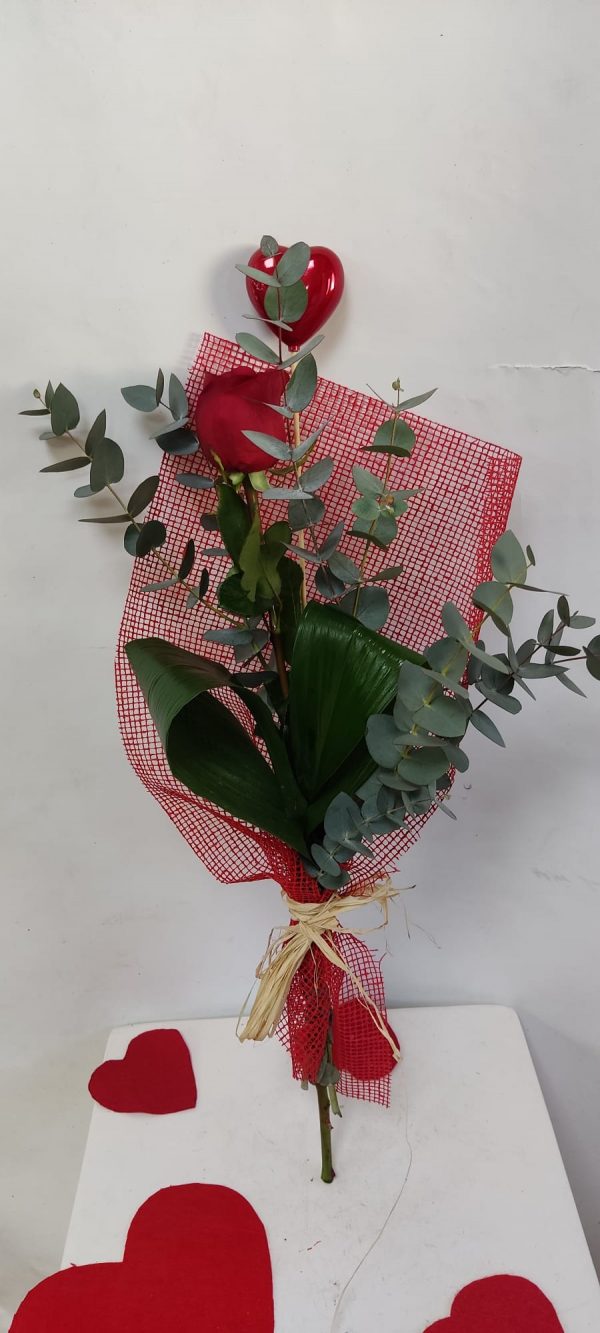 Rosa de San Valentín con corazón